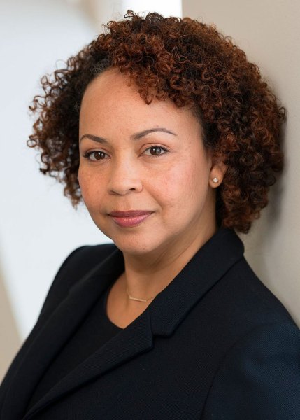 1_Portland-oregon-headshot-photography-02