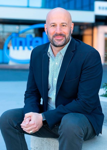 Executive-headshot-photographer-portland-oregon-02