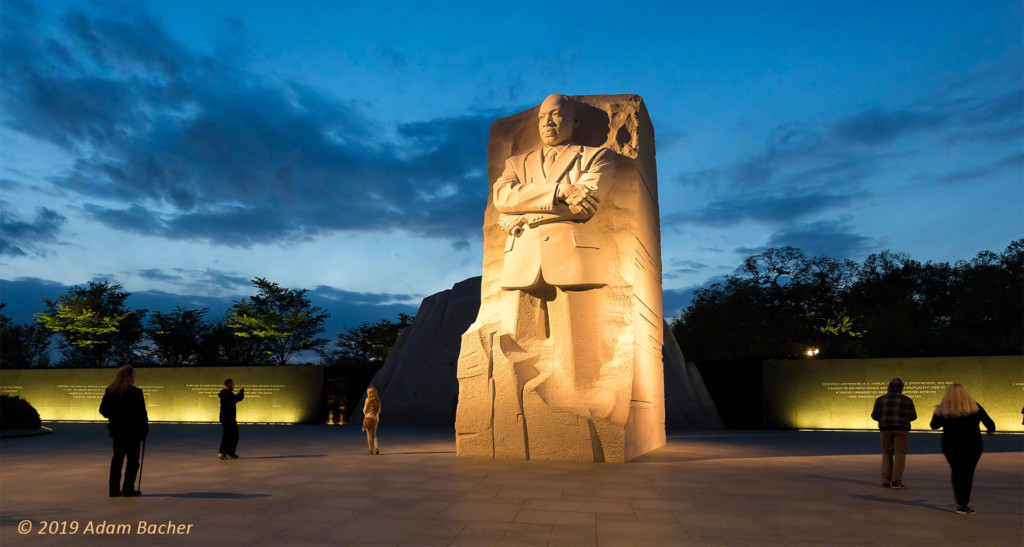 martin luther king memorial at night, washington dc, travel photography